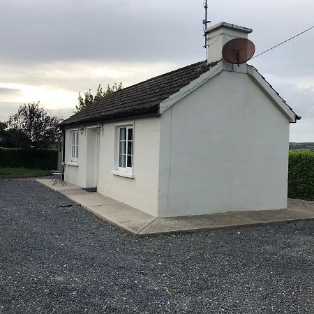 The Cottage Ballinaleucra Exterior photo